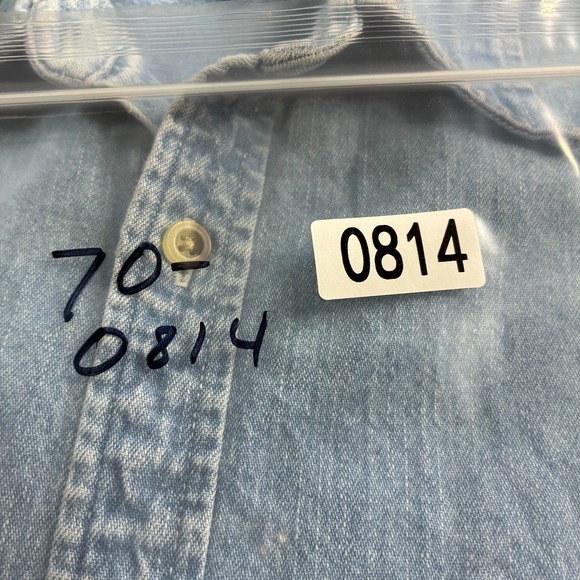 Cherokee Men's Denim Shirt Blue Size XL Collared Long Sleeve Cotton Thrashed VTG - Picture 16 of 16